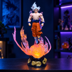 Son Goku Figur mit silberfarbenem Haar und beleuchtetem Effektsockel – Ganimer Bildentwurf